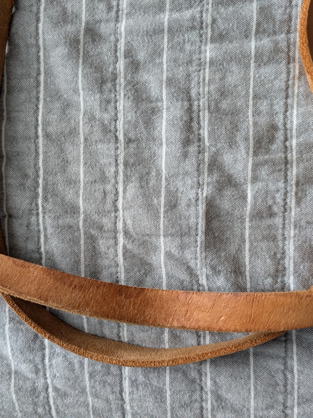 Sisal Kiondo Handwoven Stripe Summer Straw Tote Bag Brown/Purple leather Handle - Picture 6 of 9